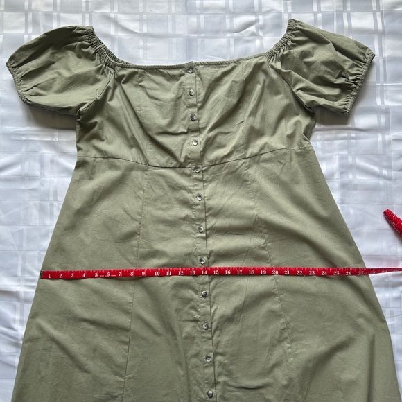 ASOS Maternity Green Off Shoulder Puff Sleeve Full Length Maxi Dress - Picture 8 of 13